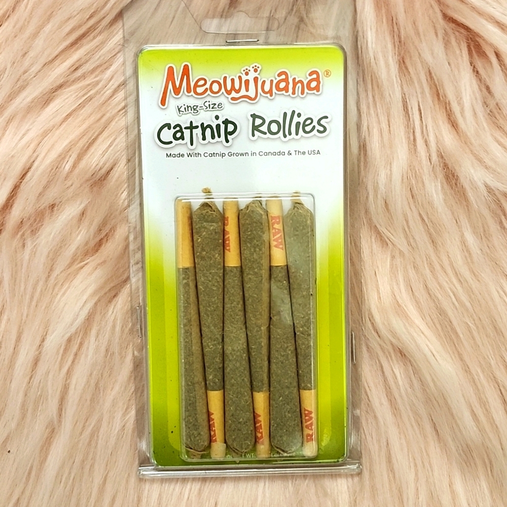 Brand New "MEOWIJUANA"  KING-SIZE CATNIP ROLLIES CAT TOY